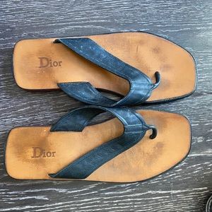 Door flip flops